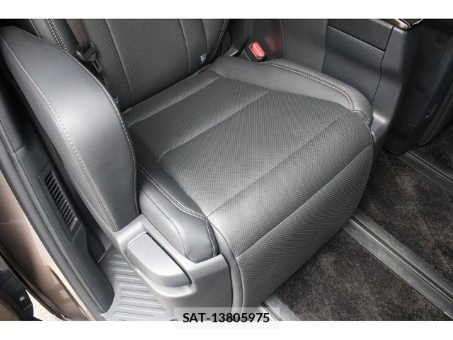 Toyota ALPHARD 2024-11 7614663-16