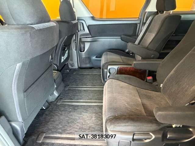 Toyota ALPHARD 2014-04 7614722-17