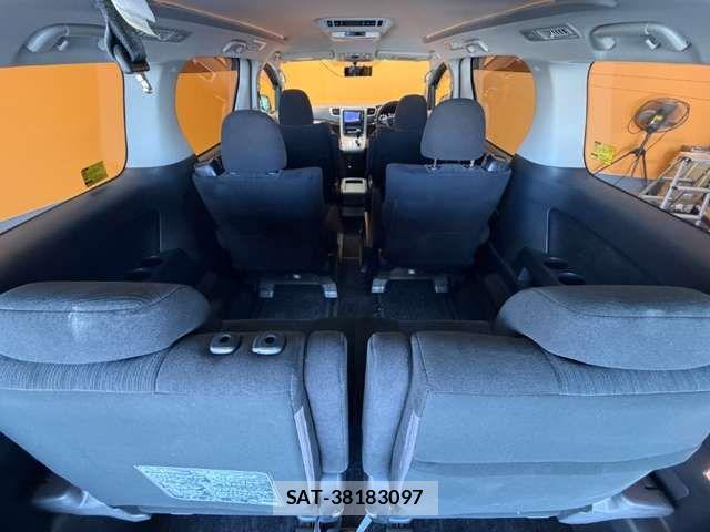 Toyota ALPHARD 2014-04 7614722-18