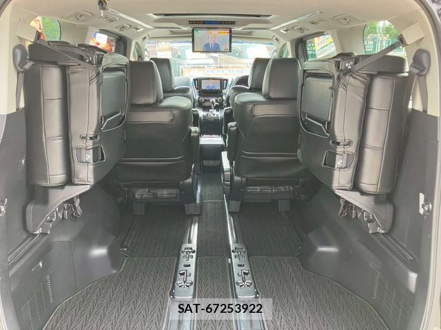 Toyota ALPHARD 2019-12 7614709-17