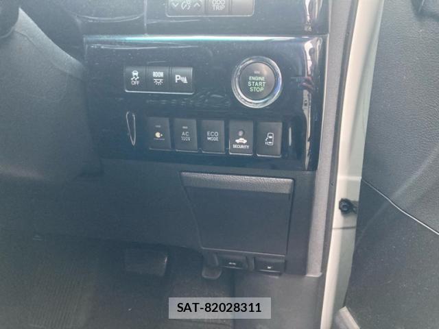 Toyota ALPHARD 2012-11 7614729-17