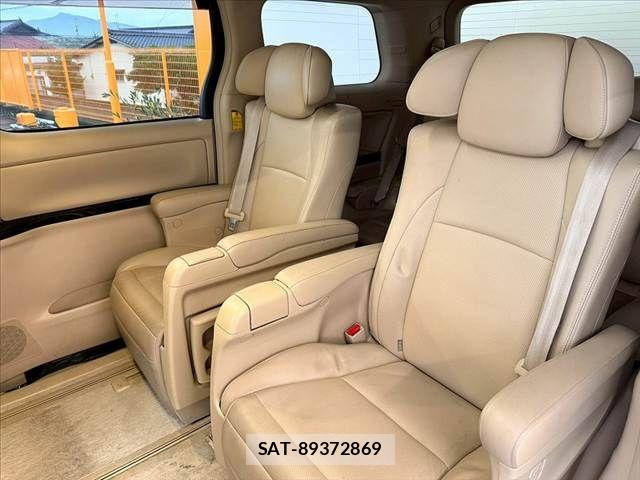 Toyota ALPHARD 2014-02 7614727-18