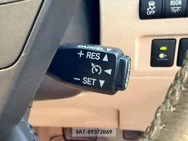 Toyota ALPHARD 2014-02 7614727-25