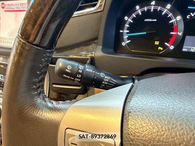 Toyota ALPHARD 2014-02 7614727-26