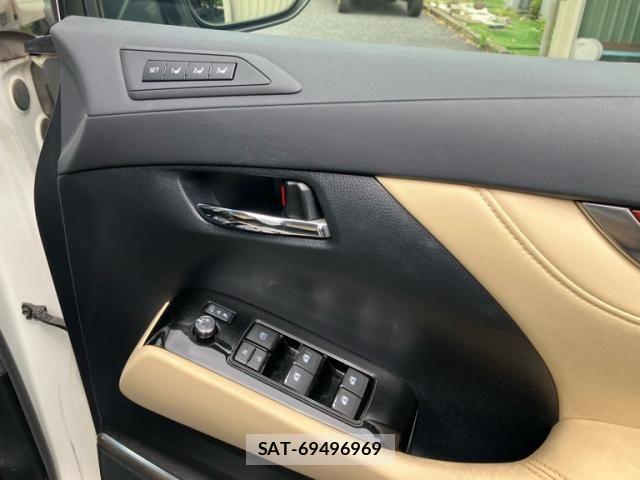Toyota ALPHARD 2016-05 7614726-16