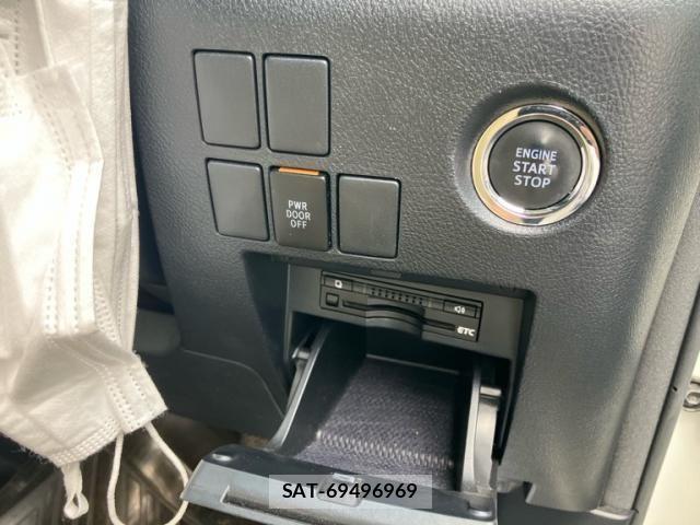 Toyota ALPHARD 2016-05 7614726-17