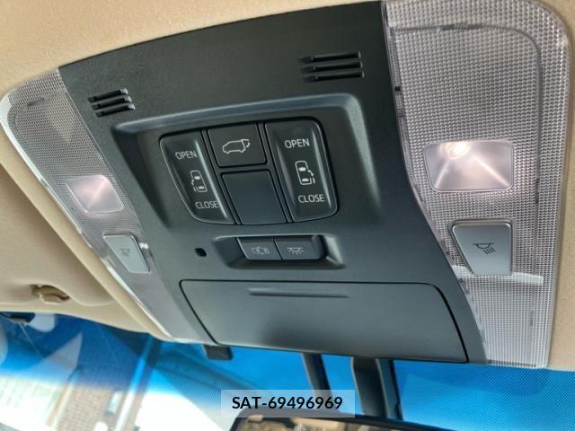 Toyota ALPHARD 2016-05 7614726-25