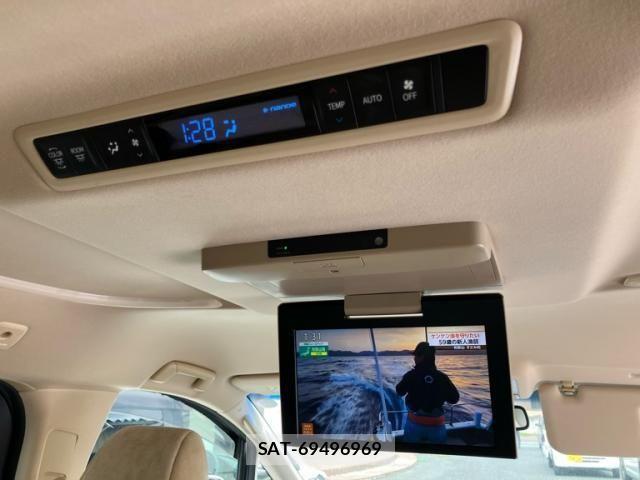 Toyota ALPHARD 2016-05 7614726-26