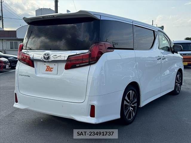 Toyota ALPHARD 2022-03 7614678-14