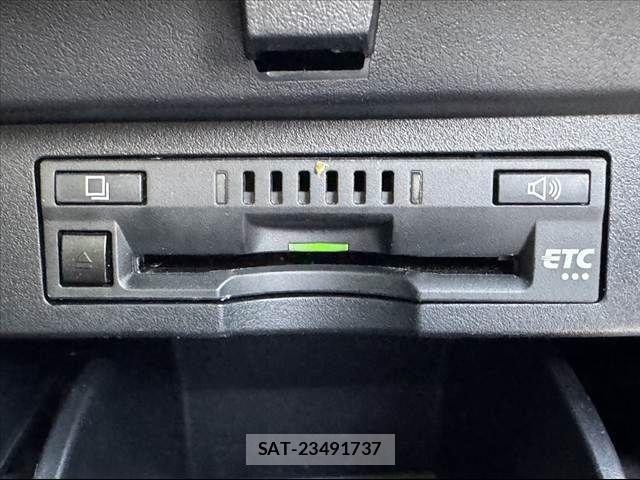 Toyota ALPHARD 2022-03 7614678-4
