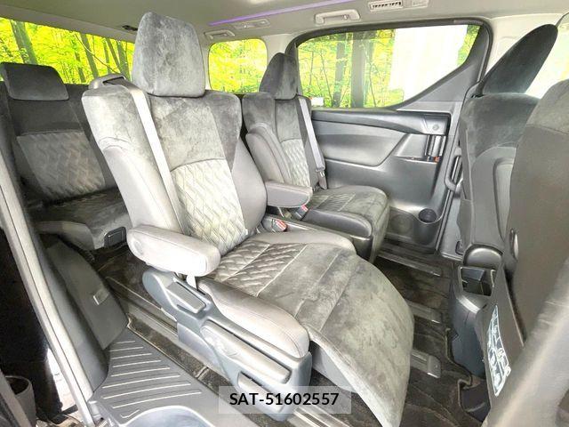 Toyota ALPHARD 2019-07 7614694-8