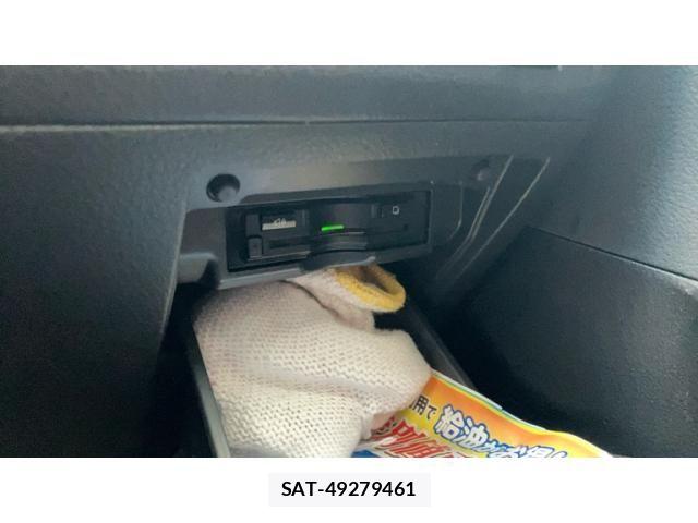 Toyota ALPHARD 2014-02 7614728-24