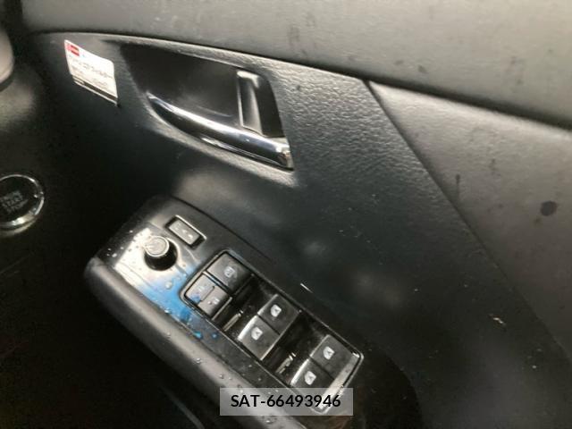 Toyota ALPHARD 2015-07 7614723-17