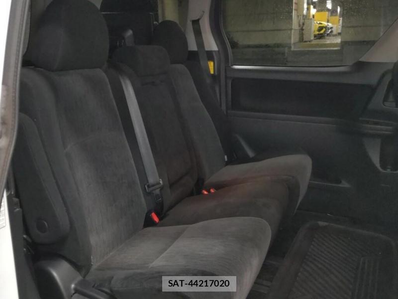 Toyota ALPHARD 2013-02 7686376-5
