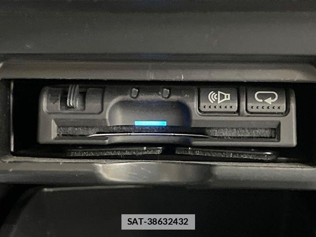 Toyota ALPHARD 2014-02 7720221-7