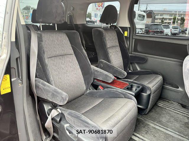 Toyota ALPHARD 2011-10 7720232-9