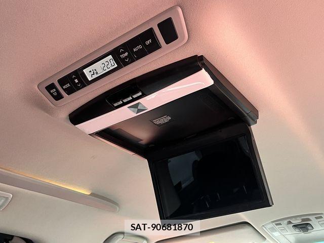 Toyota ALPHARD 2011-10 7720232-11