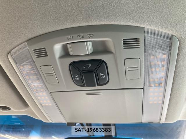 Toyota ALPHARD 2014-03 7720226-21