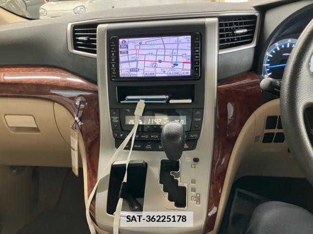 Toyota ALPHARD 2009-07 7720266-15