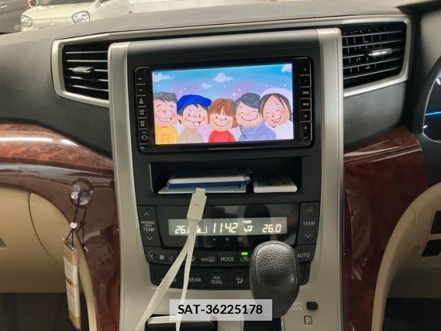 Toyota ALPHARD 2009-07 7720266-17