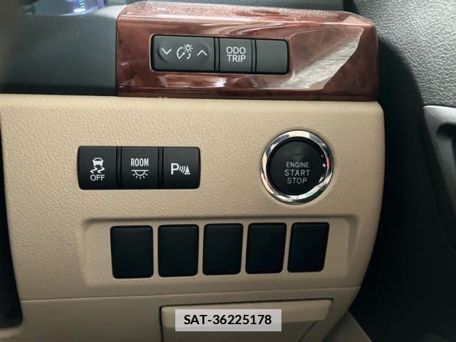 Toyota ALPHARD 2009-07 7720266-19