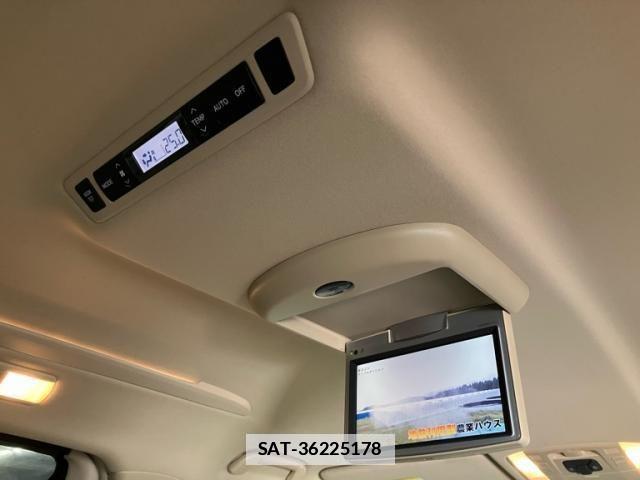 Toyota ALPHARD 2009-07 7720266-22