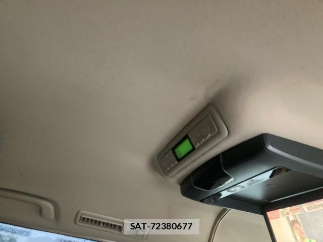 Toyota ALPHARD 2006-03 7720257-14