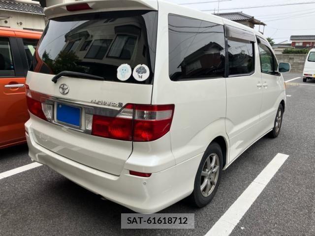 Toyota ALPHARD 2003-10 7782236-3