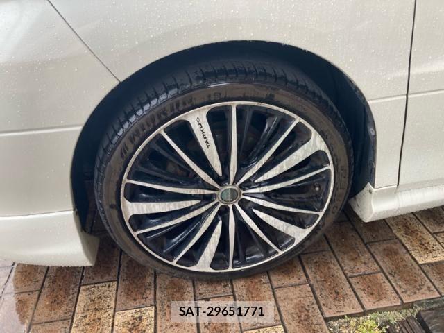 Toyota ALPHARD 2004-09 7782237-2