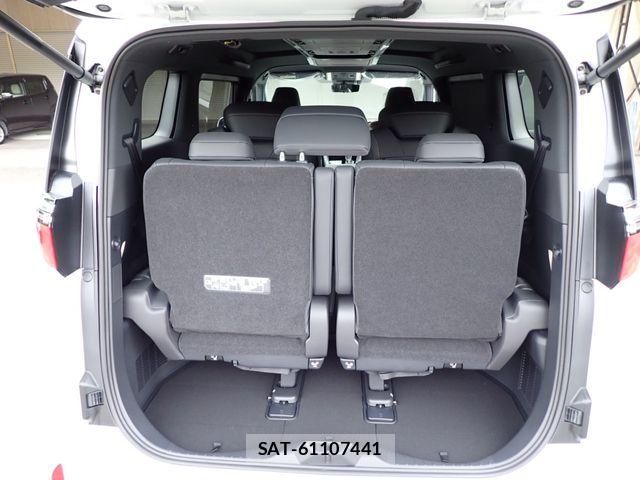 Toyota ALPHARD 2026-05 7875083-24