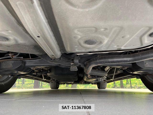 Toyota ALPHARD 2017-03 7875115-18