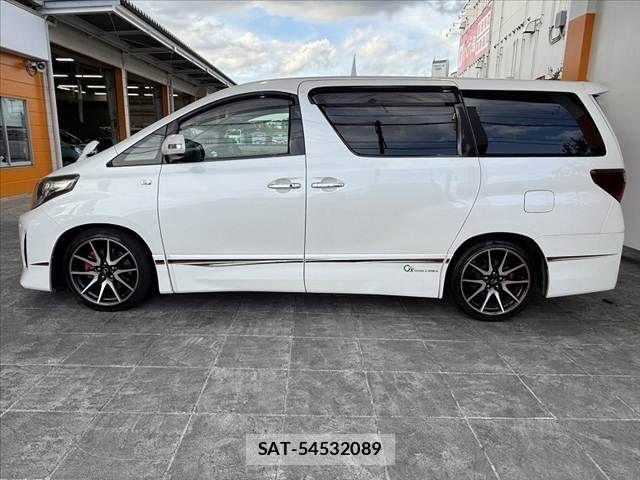Toyota ALPHARD 2013-09 7875129-11