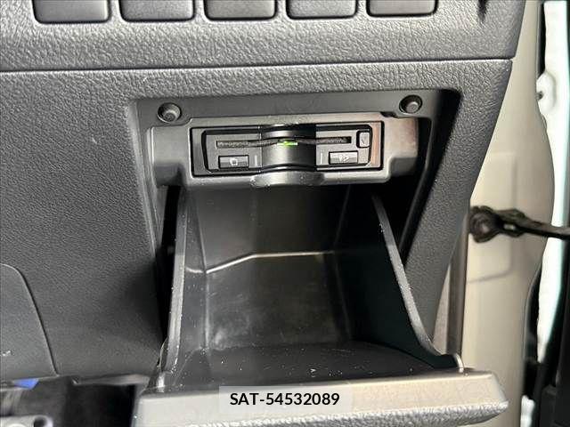 Toyota ALPHARD 2013-09 7875129-4