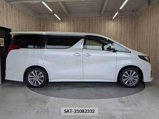 Toyota ALPHARD 2017-12 7902171-15