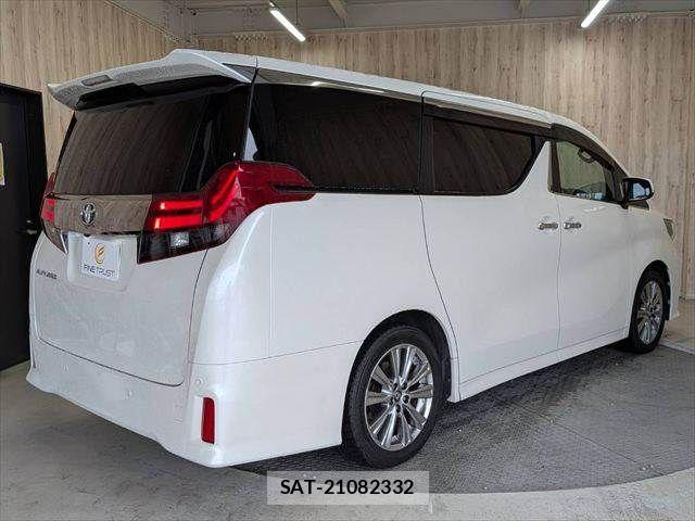 Toyota ALPHARD 2017-12 7902171-17