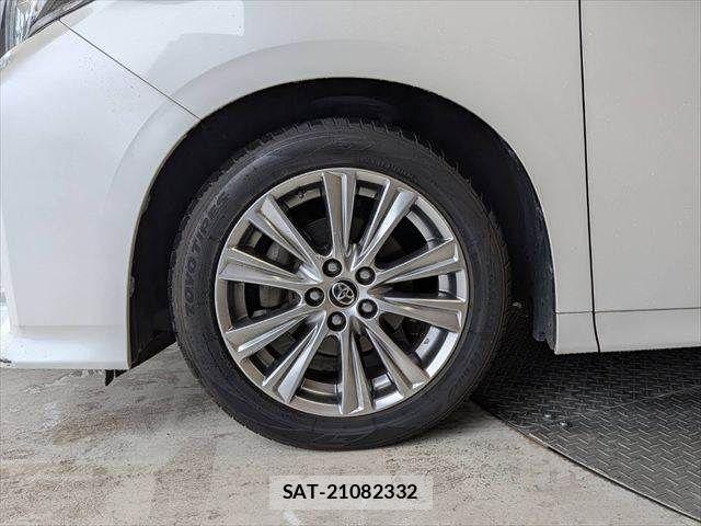 Toyota ALPHARD 2017-12 7902171-27