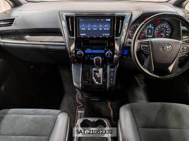 Toyota ALPHARD 2017-12 7902171-2