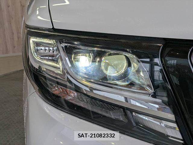 Toyota ALPHARD 2017-12 7902171-29