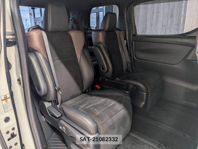 Toyota ALPHARD 2017-12 7902171-7