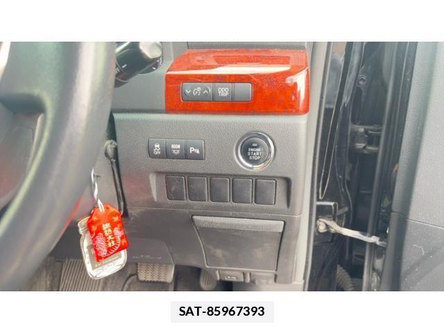 Toyota ALPHARD 2010-04 7902179-7