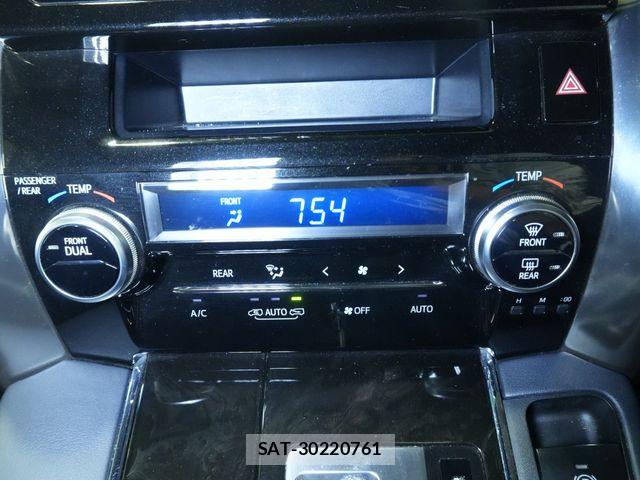 Toyota ALPHARD 2015-07 7902167-11