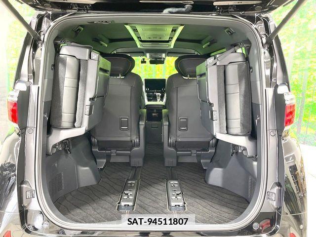 Toyota ALPHARD 2023-12 7902156-11