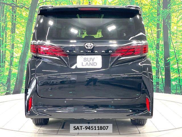 Toyota ALPHARD 2023-12 7902156-16