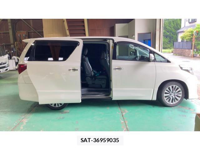Toyota ALPHARD 2014-11 7902178-1