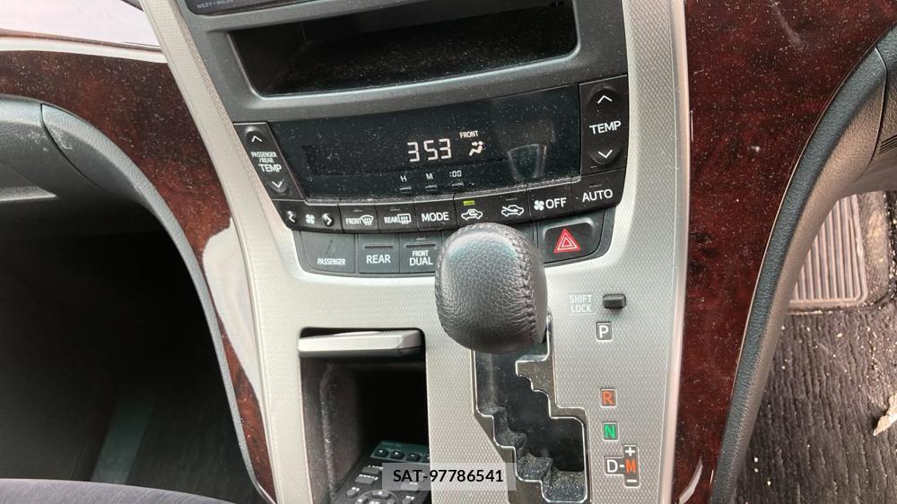 Toyota ALPHARD 2013 6730806-17