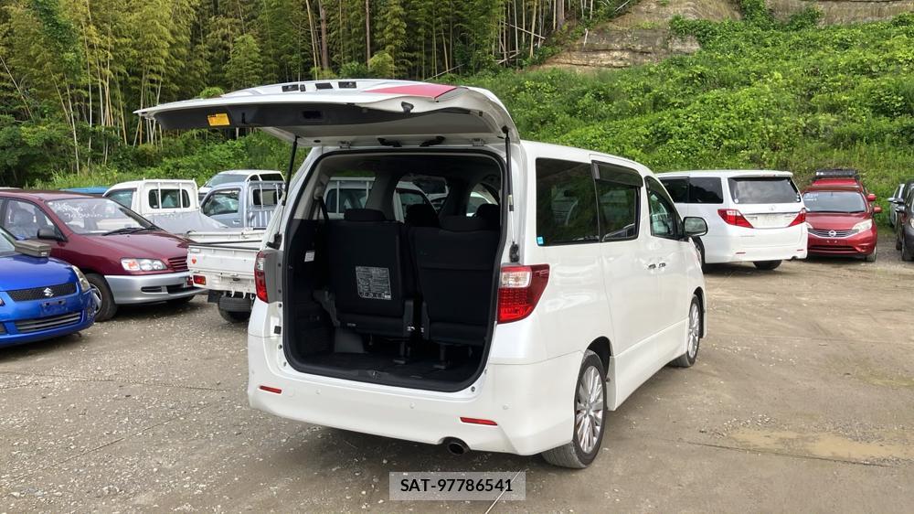 Toyota ALPHARD 2013 6730806-4