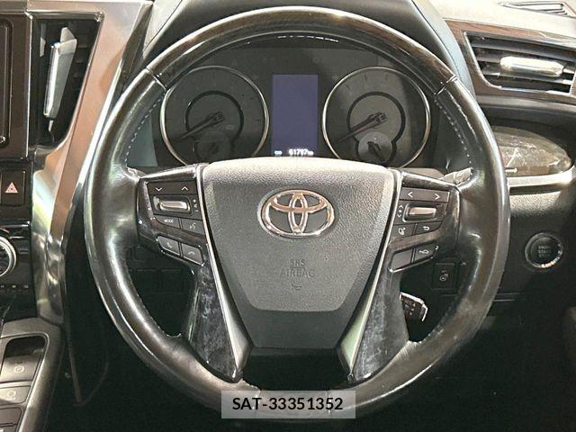 Toyota ALPHARD 2017-12 7960372-11