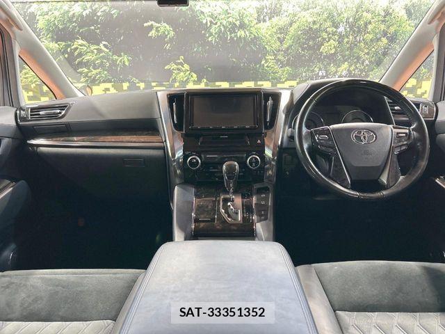 Toyota ALPHARD 2017-12 7960372-1