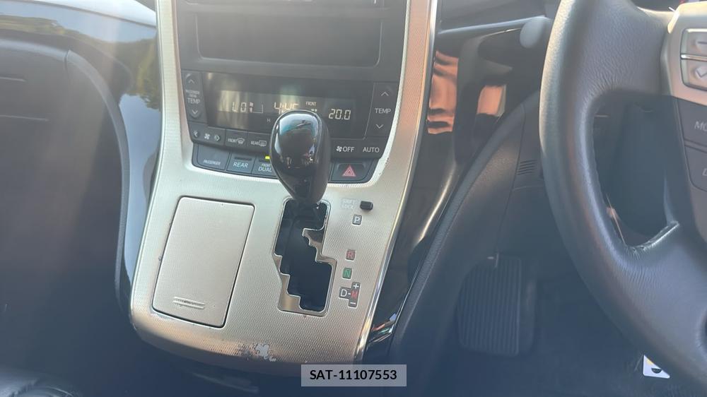 Toyota ALPHARD 2011-03 7831351-17