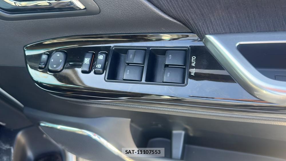 Toyota ALPHARD 2011-03 7831351-19